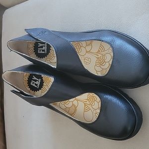 Fly London Wedge size 39